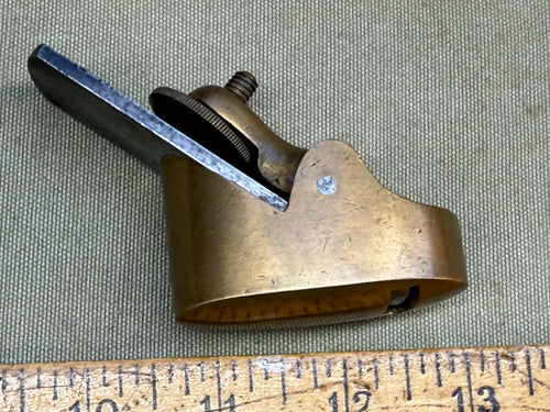 PRESTON VIOLIN MAKERS round bottom THUMB PLANE WITH SERATED IRON - Boyshill Tools and Treen