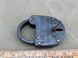 VERY RARE PADLOCK MADE FOR BARGES ON THE THAMES - Boyshill Tools and Treen