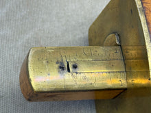 Load image into Gallery viewer, BOXWOOD AND BRASS FACED MORTICE GUAGE - Boyshill Tools and Treen