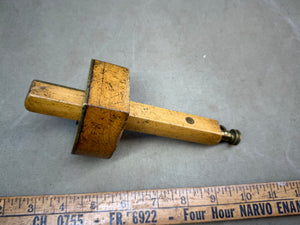 BOXWOOD AND BRASS FACED MORTICE GUAGE - Boyshill Tools and Treen