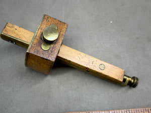 BOXWOOD AND BRASS FACED MORTICE GUAGE - Boyshill Tools and Treen