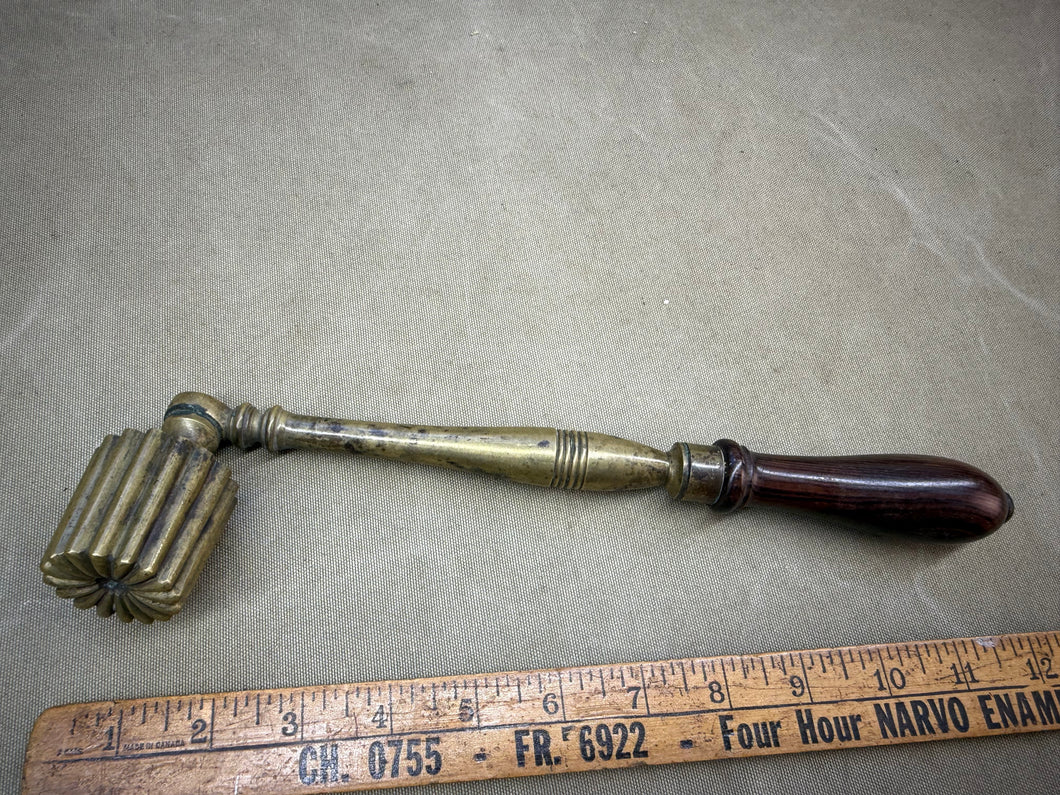 ROSEWOOD AND BRASS VINTAGE TOOL . I HAVE NO IDEA WHAT IT IS FOR. - Boyshill Tools and Treen