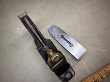 Load image into Gallery viewer, NORRIS ADJUSTABLE SMOOTHING PLANE, VERY LITTLE USE - Boyshill Tools and Treen