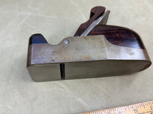 Load image into Gallery viewer, EXCEPTIONALLY FINE ROSEWOOD INFILL SMOOTHING PLANE BY HOLLAND LONDON NO 782. UNTOUCHED FOR 70YEARS AS FOUND. - Boyshill Tools and Treen