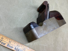 Load image into Gallery viewer, EXCEPTIONALLY FINE ROSEWOOD INFILL SMOOTHING PLANE BY HOLLAND LONDON NO 782. UNTOUCHED FOR 70YEARS AS FOUND. - Boyshill Tools and Treen