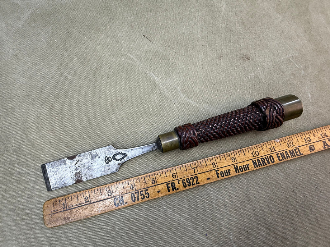 BEAUTIFULLY CARVED HANDLE ON GILPIN CHISEL - Boyshill Tools and Treen