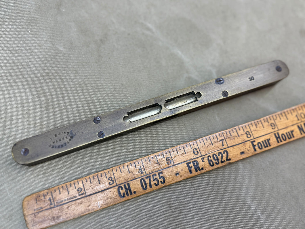 VINTAGE SPIRIT LEVEL BY J BUIST EDINBURGH - Boyshill Tools and Treen