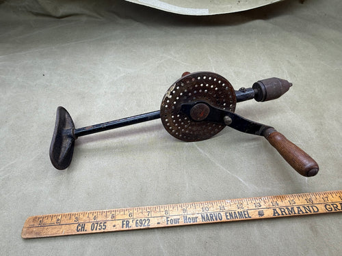 LA CONTAL FOUR SPEED BREAST DRILL. BRILLIANT DESIGN - Boyshill Tools and Treen