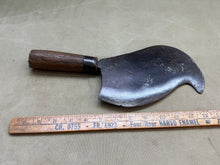 Load image into Gallery viewer, RARE , UNUSUAL SHAPE "FUSSEL" BILLHOOK (FROM THATCHERS KIT)
