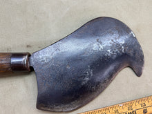 Load image into Gallery viewer, RARE , UNUSUAL SHAPE "FUSSEL" BILLHOOK (FROM THATCHERS KIT)
