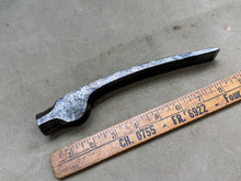 Load image into Gallery viewer, RARE UNUSUAL EARLY BRICK, STONE OR PAVING? HAMMER