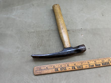 Load image into Gallery viewer, BRICKLAYER OR STONEMASON HAMMER.
