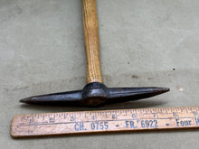 Load image into Gallery viewer, VINTAGE HAND PICK HAMMER