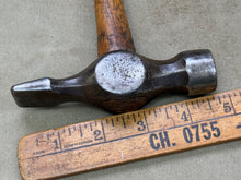 Load image into Gallery viewer, MARPLES NO 4 CROSS PEIN HAMMER NICE HANDLE - Boyshill Tools and Treen