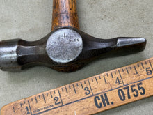 Load image into Gallery viewer, MARPLES NO 4 CROSS PEIN HAMMER NICE HANDLE - Boyshill Tools and Treen