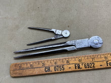 Load image into Gallery viewer, 2 ANTIQUE DIVIDERS - Boyshill Tools and Treen