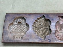 Load image into Gallery viewer, VINTAGE BOXWOOD(ITHINK) BISCUIT MOULD