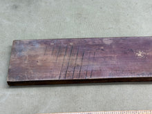 Load image into Gallery viewer, VINTAGE BOXWOOD(ITHINK) BISCUIT MOULD
