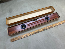 Load image into Gallery viewer, RARE BOXED 24" NO 13 VICTOR PLUMB &amp; LEVEL