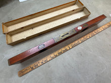 Load image into Gallery viewer, RARE BOXED 24" NO 13 VICTOR PLUMB &amp; LEVEL