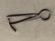 Load image into Gallery viewer, NICE VINTAGE LOCKING CRAMP DEVICE. I DON&#39;T WNOW WHAT USE. - Boyshill Tools and Treen