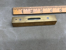 Load image into Gallery viewer, 4&quot; VINTAGE BOXWOOD SPIRIT LEVEL BY PRESTON | ANTIQUE MEASURING TOOL - Boyshill Tools and Treen