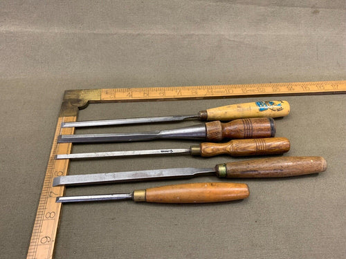 5 GOOD CHISELS VARIOUS MAKERS - Boyshill Tools and Treen