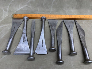 SET OF 8 SHIPBUILDERS CALKING IRONS BY WARD - Boyshill Tools and Treen