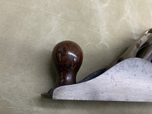 Load image into Gallery viewer, VERY NICE UK ROSEWOOD STANLEY 4 1/2 VERY LITTLE USED - Boyshill Tools and Treen
