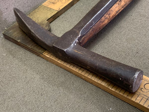 VINTAGE STRAPPED HAMMER UPHOLSTERERS? - Boyshill Tools and Treen