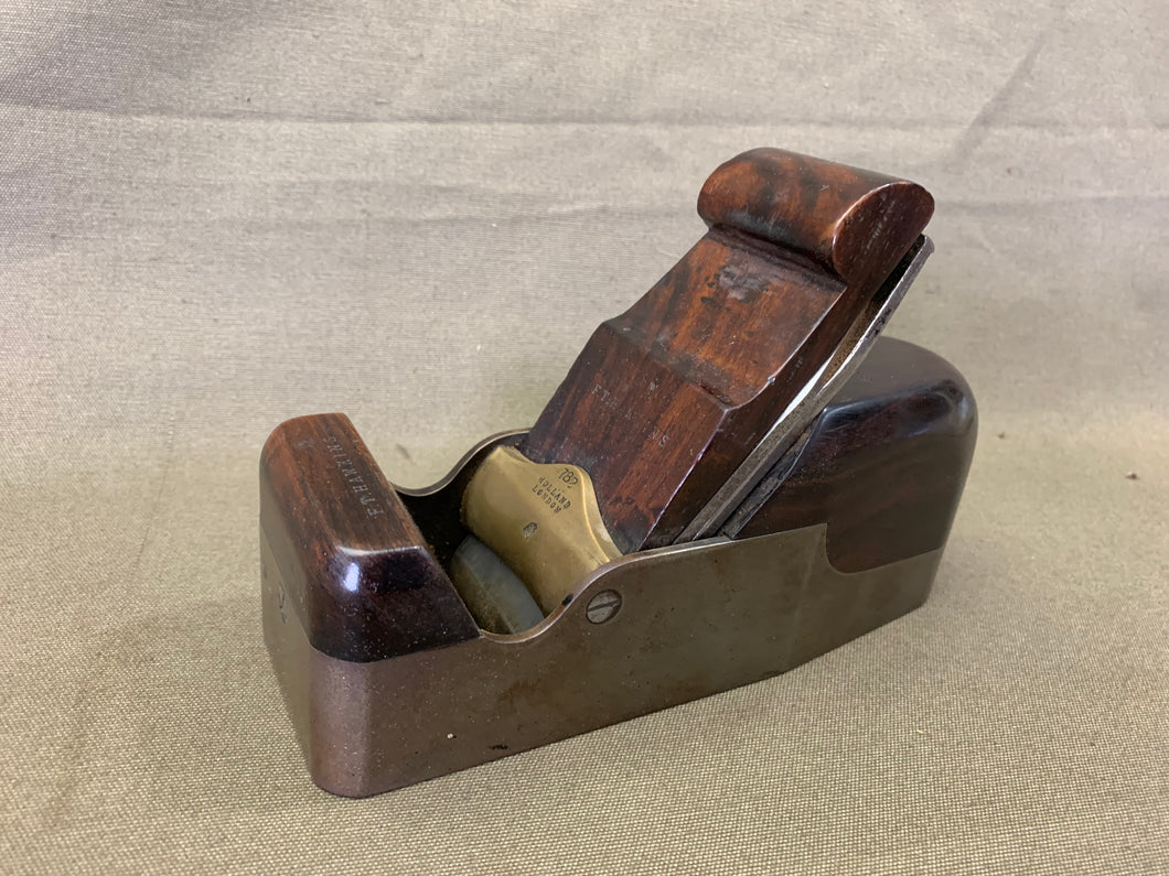 EXCEPTIONALLY FINE ROSEWOOD INFILL SMOOTHING PLANE BY HOLLAND LONDON NO 782. UNTOUCHED FOR 70YEARS AS FOUND. - Boyshill Tools and Treen