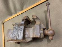 Load image into Gallery viewer, ANTIQUE  PAT 1854 / 1867 HEAVY ENGINEERS BENCH VICE BY C PARKER MERIDEN CT 15KG - Boyshill Tools and Treen